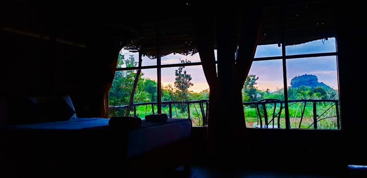 Chena Huts Eco Resort Sigiriya Eksteriør billede